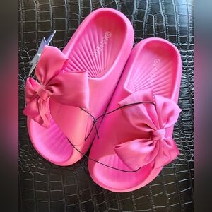 Love 83 Little Girls BowKnot Slides- Fuchsia